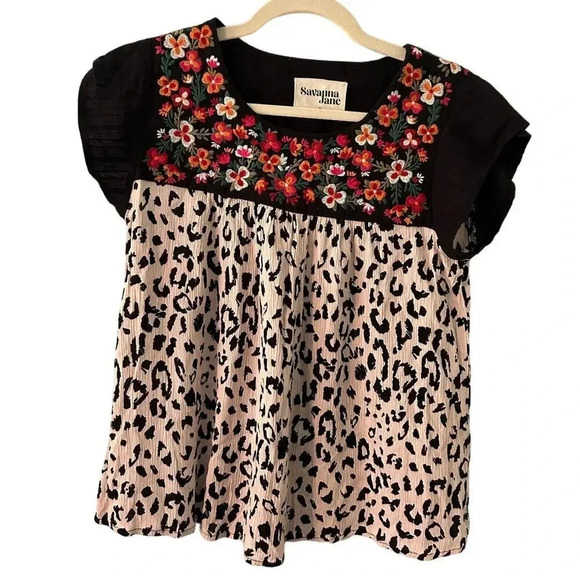 Savanna Jane Floral Embroidered Blouse Size Small Leopard Flowy Short Sleeve - Picture 1 of 9